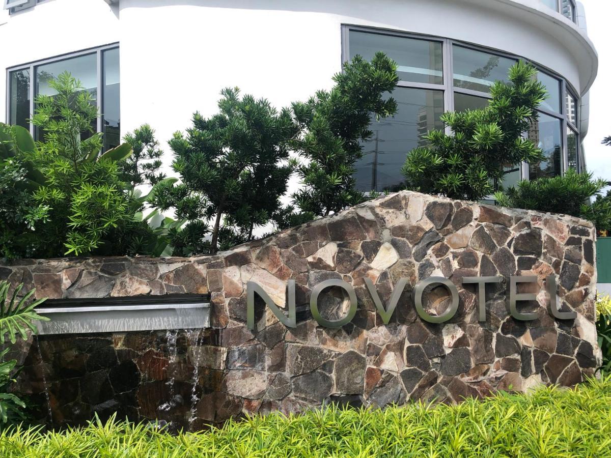 Luxxe Interior Design Condo - Novotel Residences At Acqua Private Residences 曼达卢永 外观 照片
